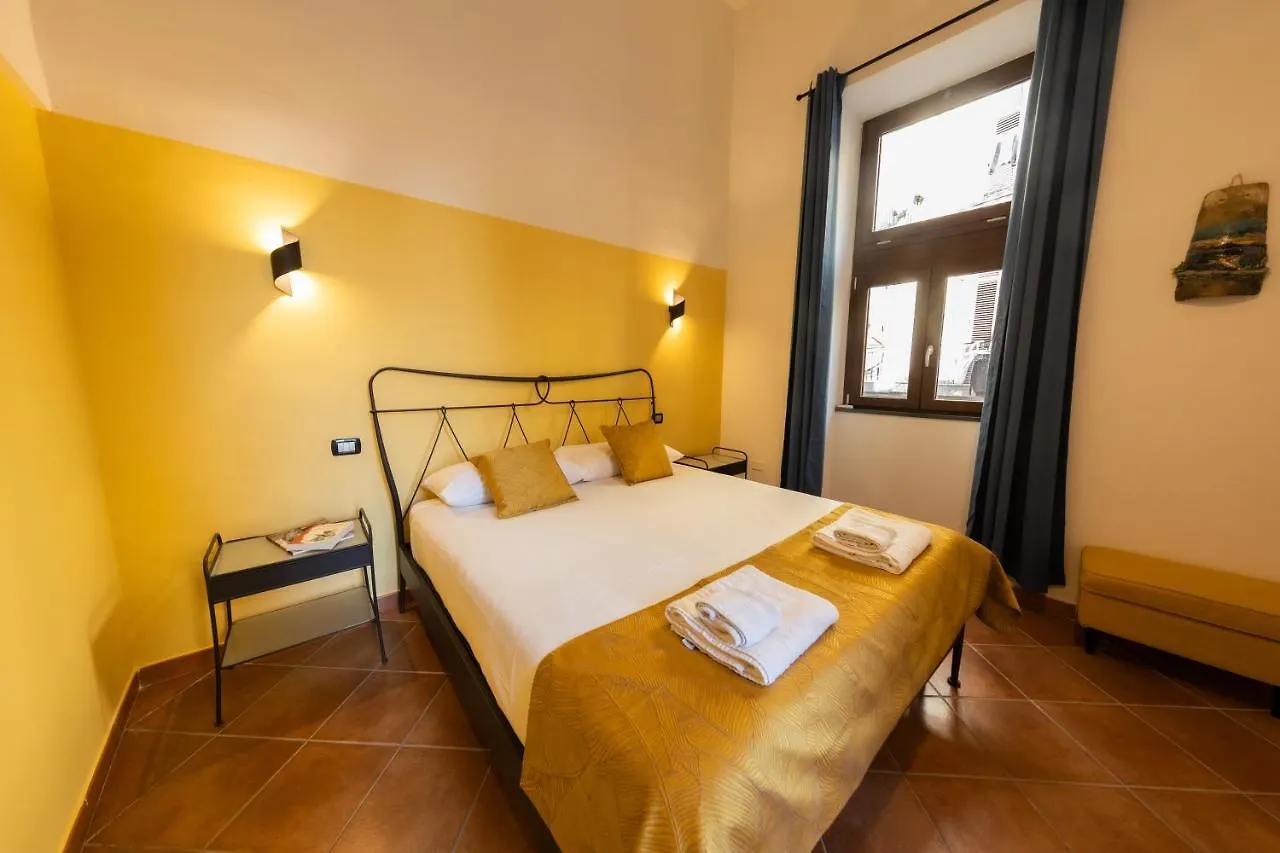 Appartamento Sebeto Duomo Napoli 0*,  Italia